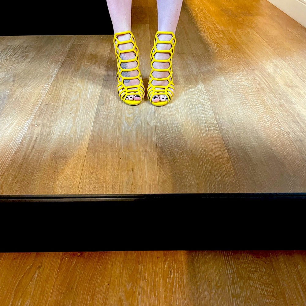 Steve Madden Mustard Yellow Heels